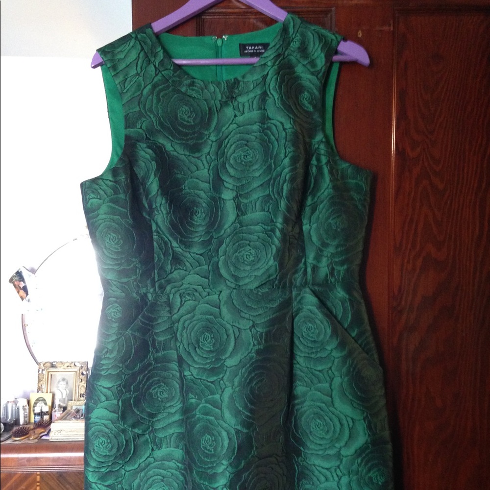 Tahari brocade dress 14